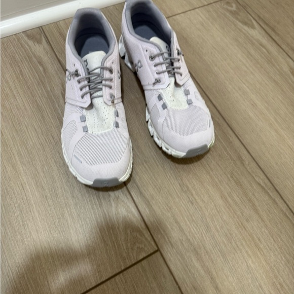 On Running Women's Athletic Shoes - Light Purple and White - Picture 2 of 7